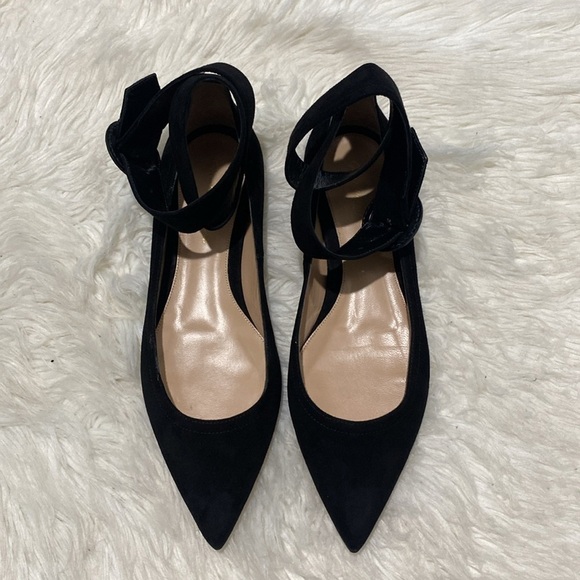 New Gianvito Rossi ankle strap pointed toe flat size 37EU - Picture 2 of 7